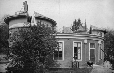 79497 Gezicht op de Sterrenwacht op het bolwerk Zonnenburg te Utrecht.