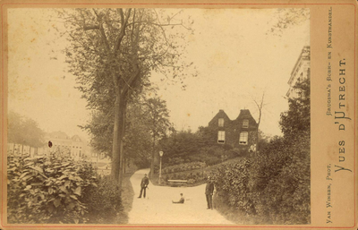 122434 Gezicht op het singelplantsoen bij het voormalige bolwerk Sterrenburg te Utrecht.