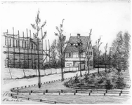 35165 Gezicht op de Willem Arntszkade te Utrecht met enkele huizen in aanbouw, uit het zuiden.