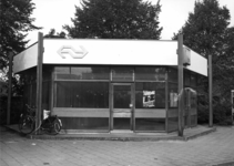 150264 Gezicht op het N.S.-station Eindhoven Beukenlaan te Eindhoven.