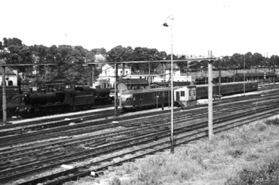161995 Gezicht op het emplacement Arnhem Berg te Arnhem.