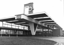 150037 Gezicht op het N.S.-station Almelo te Almelo.