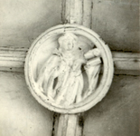 81501 Afbeelding van een sluitsteen in een gewelf van de Nicolaikerk (Nicolaaskerkhof 8) te Utrecht.