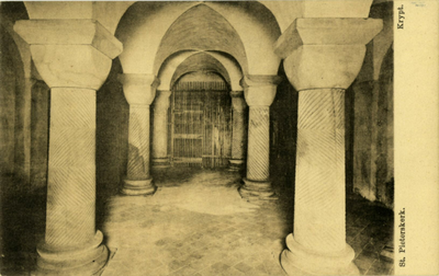 124441 Interieur van de Pieterskerk (Pieterskerkhof) te Utrecht: crypte.