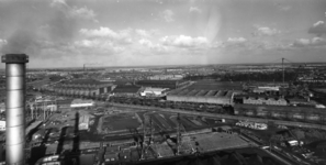 25643 Panorama van het noordelijk deel van Utrecht, vanaf de schoorsteen bij de Electriciteitscentrale Merwedekanaal ...