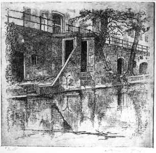 35645 Gezicht op een gedeelte van de werf aan de westzijde van de Nieuwegracht tussen de Brigittenbrug en de ...