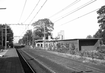 150762 Gezicht op het N.S.-station Veenendaal-de Klomp te De Klomp.
