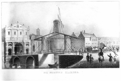 36476 Gezicht vanaf de singel over de stadsbuitengracht op de stadswal te Utrecht uit het westen met de Catharijnepoort ...