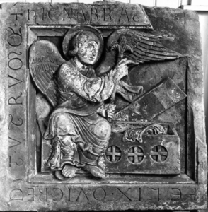 82252 Afbeelding van een uit de Pieterskerk (Pieterskerkhof) te Utrecht afkomstig reliëf, voorstellende de engel bij ...