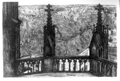 36985 Gezicht op de balustrade van het koor van de Domkerk te Utrecht met daarachter het hoekpand ...