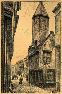 200060 Gezicht vanuit de Langestraat te Amersfoort naar de Kamp met een van de torens van de ...