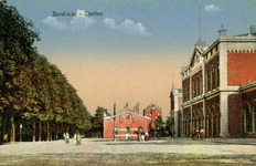 162879 Gezicht op het S.S.-station Dordrecht te Dordrecht, met in het midden de locomotiefloods.