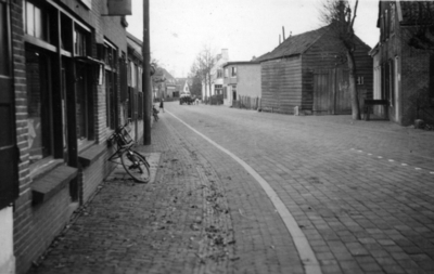25508 Gezicht in de Dorpsstraat te Hoogland.