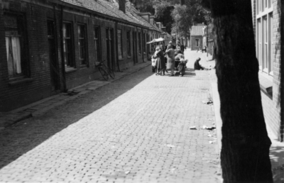 24762 Gezicht in de Wilhelminastraat te Wijk bij Duurstede, uit het noordoosten.