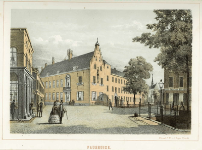 35948 Gezicht op de Pausdam te Utrecht met links de huizen aan weerszijden van Achter de Dom, in het midden Paushuize ...