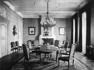 75455 Interieur van de Utrechtse Hypotheekbank (Drift 17) te Utrecht: de vergaderzaal.