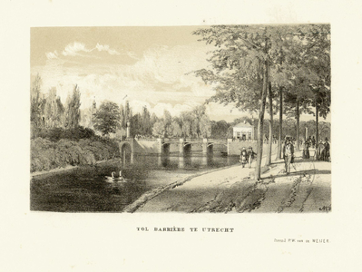 36866 Gezicht vanaf de Catharijnesingel over de stadsbuitengracht te Utrecht op de Tolsteegbrug, uit het ...