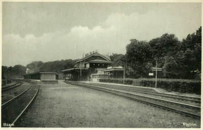 162619 Gezicht op het N.S.-station Baarn te Baarn.
