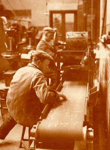 80598 Interieur van de Rijksmunt (Leidseweg 90) te Utrecht: sorteermachine.