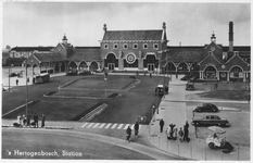 161723 Gezicht op het N.S.-station 's-Hertogenbosch te 's-Hertogenbosch.