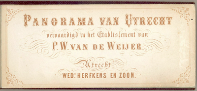135001 Afbeelding van de titelpagina van het Panorama van Utrecht, op de lithostenen getekend door J. Bos, gedrukt bij ...