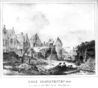 36751 Gezicht op de gedeeltelijk afgegraven stadswal te Utrecht tijdens de afbraak van de stadsmuur en waltorens, uit ...