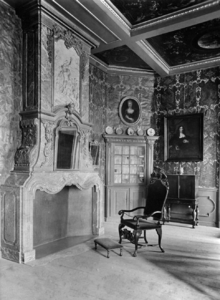 79022 Interieur van een stijlkamer in het Stedelijk Museum voor Oudheden (Hogeland) te Utrecht: Lodewijk XIV-kamer.