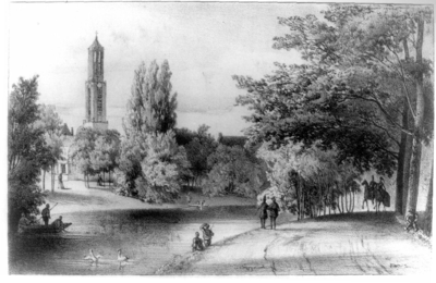 36896 Gezicht over de stadsbuitengracht te Utrecht met het singelplantsoen ter hoogte van de Herenstraat, uit het ...