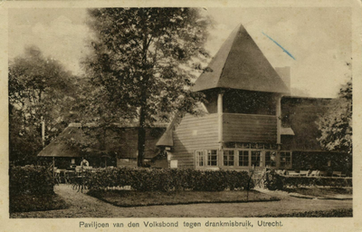 122195 Gezicht op de voorgevel van het Paviljoen van de Volksbond tegen Drankmisbruik (Wilhelminapark 65) te Utrecht, ...