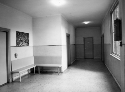 87576 Interieur van de werkplaats en magazijnen van de Dienst van Openbare Werken van de gemeente Utrecht (Achter ...