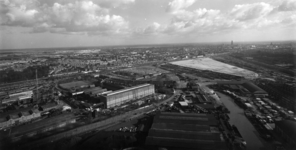 25631 Panorama van het noordwestelijk deel van Utrecht, vanaf de schoorsteen bij de Electriciteitscentrale ...