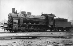 151449 Afbeelding van de stoomlocomotief nr. 4813 (serie 4800) van de N.S., afkomstig van de D.R.B. (Deutsche ...