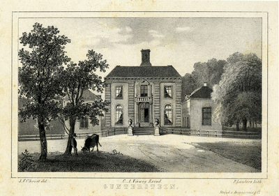 201287 Gezicht op de voorgevel en de beide bouwhuizen van het huis Gunterstein bij Breukelen, uit het ...