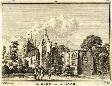 201309 Gezicht op de ruïne van de kapel bij het kasteel De Haar bij Haarzuilens met een gedeelte van het kasteel op de ...
