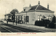 165009 Gezicht op het S.S.-station Veenendaal-De Klomp te Veenendaal.