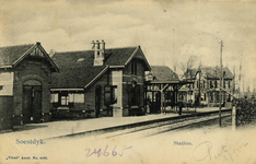 165110 Gezicht op het N.C.S.-station Soestdijk te Soest.
