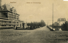 165122 Gezicht op het H.S.M.-station Aalsmeer te Aalsmeer.