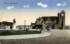 165132 Gezicht op het H.S.M.-station Amersfoort te Amersfoort.