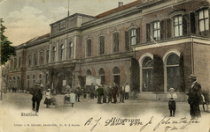 165208 Gezicht op het H.S.M.-station Hillversum te Hilversum.