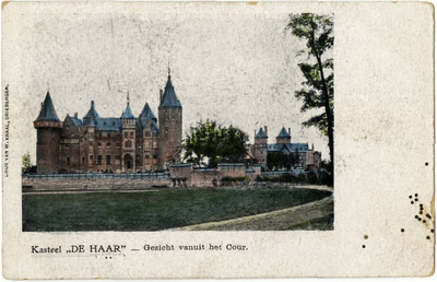 125006 Gezicht op de voorgevel van het Kasteel De Haar (Kasteellaan 1) met de achtergevel van het chatelet en de ...