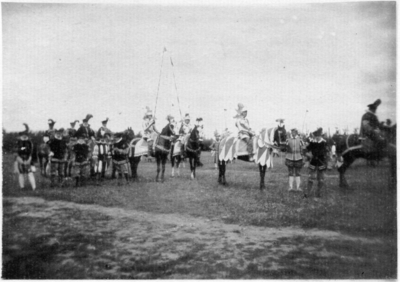 220076 Afbeelding van Albrecht V van Beieren met zijn gevolg, deelnemers aan het Ridderhofspel ter gelegenheid van het ...