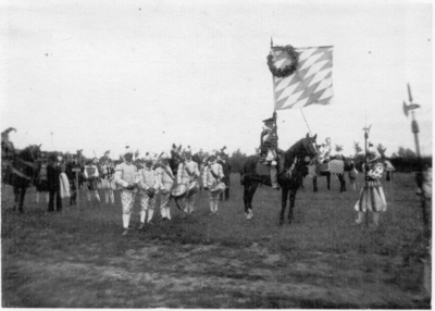 220086 Afbeelding van o.a. de banierdrager van Albrecht V, hertog van Beieren (groep B), deelnemer aan het ...