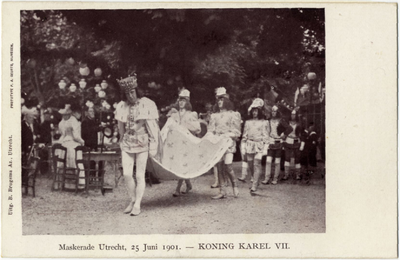 129368 Portret van E.O.J.M. van Hövell tot Westerflier, deelnemer aan de maskeradeoptocht te Utrecht ter gelegenheid ...