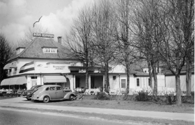 600294 Gezicht op het Hotel-Restaurant Konings (Driebergsestraatweg 10) te Doorn.