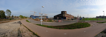 834737 Panorama van Leidsche Rijn Centrum te Utrecht, vanaf de Madridstraat, met in het midden de katholieke ...