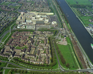 50365 Luchtfoto van de wijk Antilopespoor en het winkelcentrum met kantoren Bisonspoor te Maarssenbroek (gemeente ...