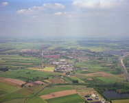 50962 Luchtfoto van IJsselstein en omliggende polders, uit het zuiden, met op de voorgrond de ...