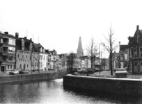 28334 Groningen : Noorderhaven : met gezicht op Hoge en Lage der A, Vissersbrug en Reitdiepskade / Gaasendam, K.A., 1976