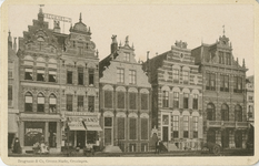 122.4 Grote Markt noordzijde : gevelrij vanaf winkelpand firma Brugmans & Co, 1894