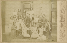 242 5e klas van de lagere school aan het Zuiderdiep, 1886 / Sanders & Co., H., 1886